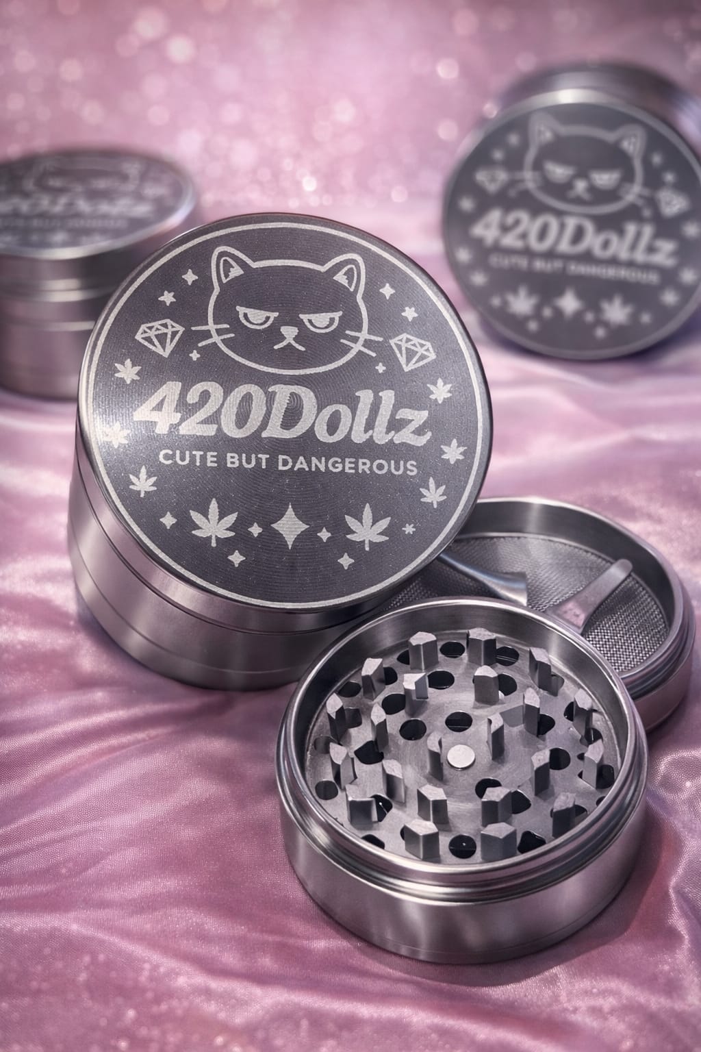 420 Dollz Grinder – Cute but Dangerous Edition 💕